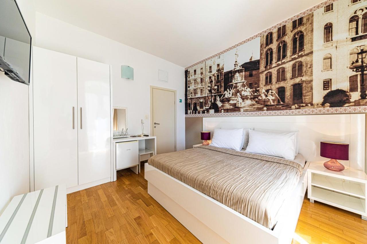 Riva City Rooms Split Bagian luar foto