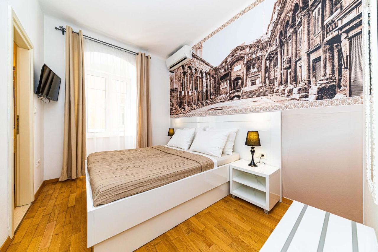 Riva City Rooms Split Bagian luar foto