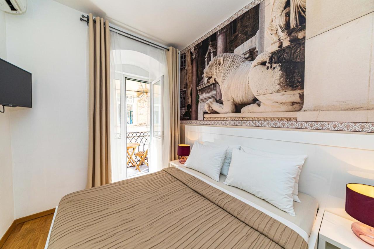 Riva City Rooms Split Bagian luar foto