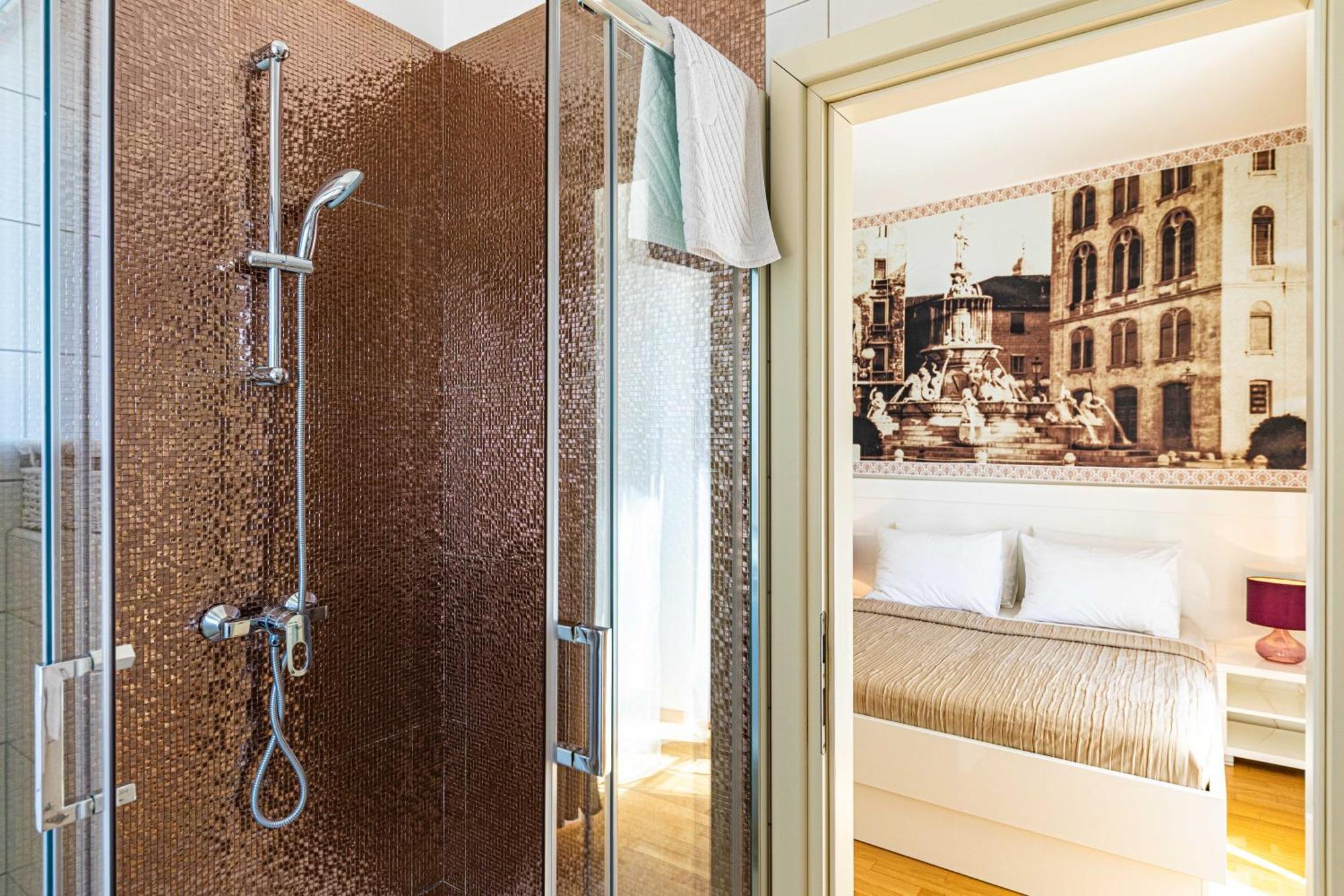 Riva City Rooms Split Ruang foto